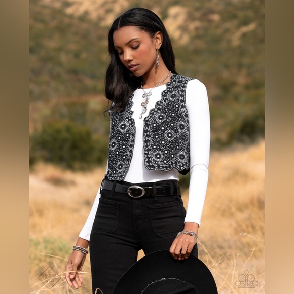 Finding Favor - Multi - Picture 3 of 3